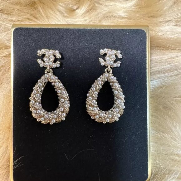 Chanel Gold Tone Drop Dangle Faux Pearl CC Earrings - Picture 4 of 5